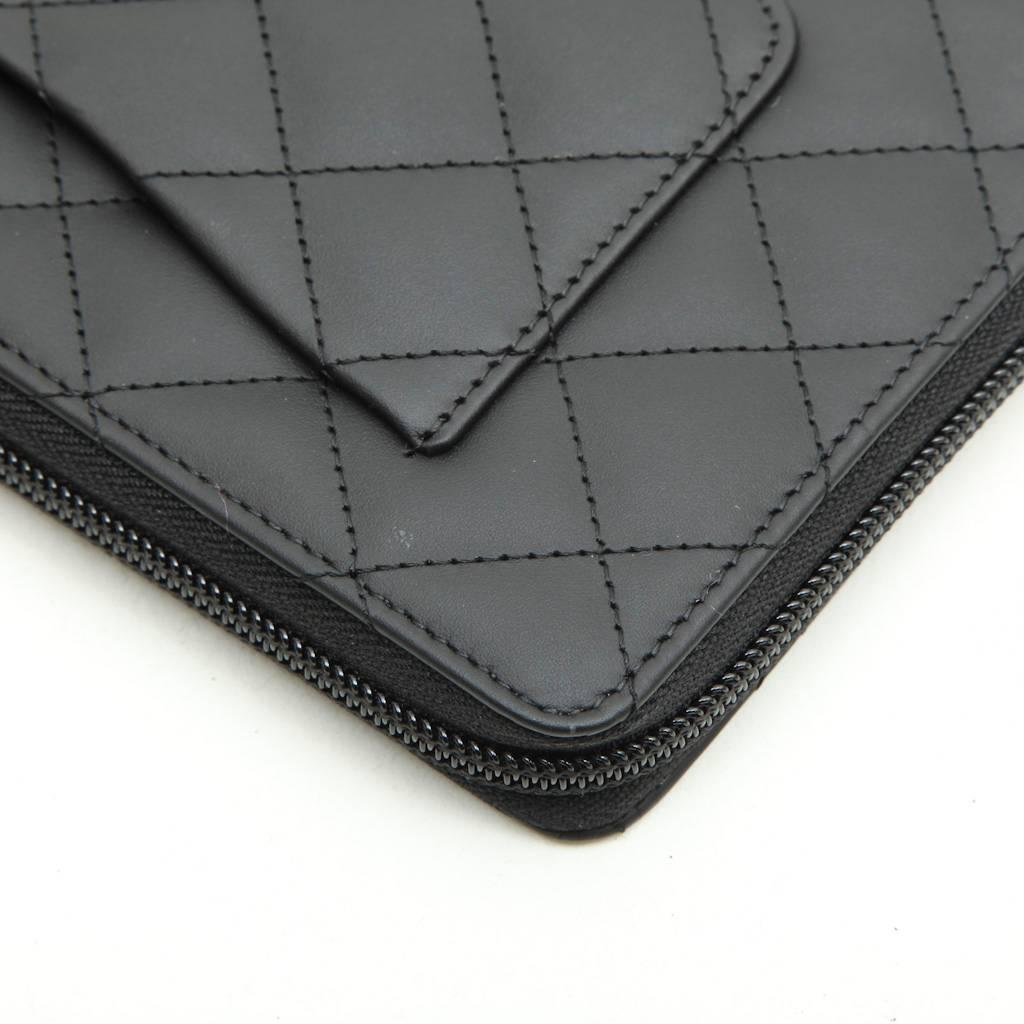 CHANEL Wallet in Black Quilted Smooth Leather 2