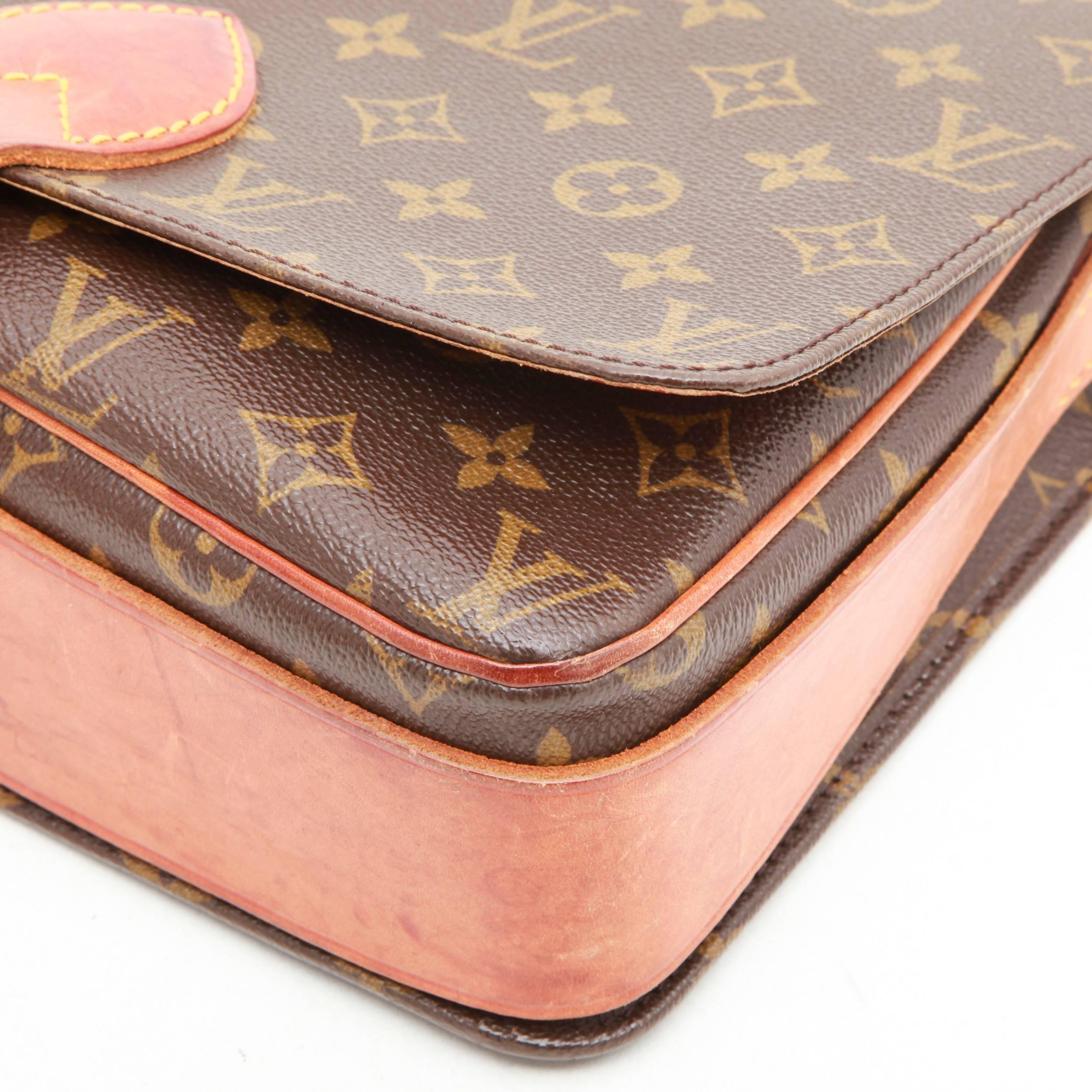 LOUIS VUITTON Messenger Bag in Brown Monogram Canvas and Natural Cowhide Leather 4