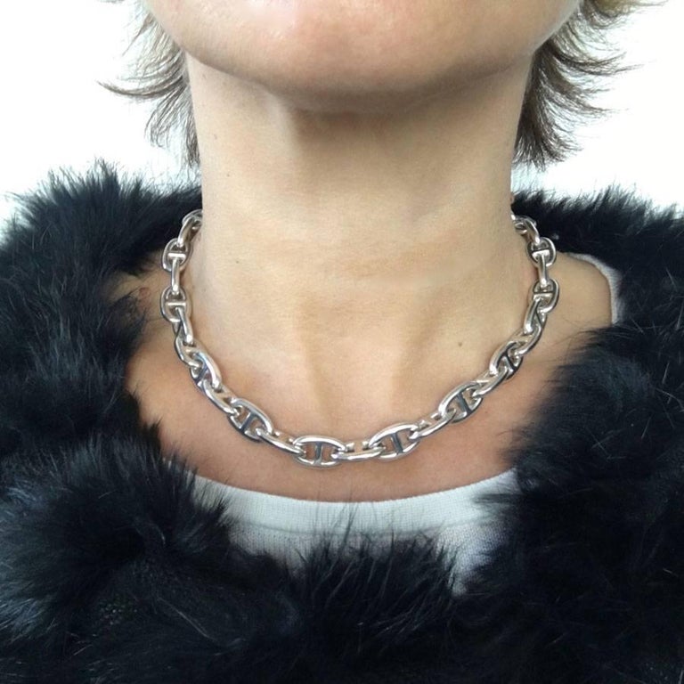 HERMES 'chaîne d'ancre' necklace in sterling silver. T Clasp. 

Dimensions: length: 44 cm - weight: 110 grams

Will be delivered in its HERMES pouch

