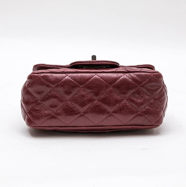 New 18C Chanel Red Caviar Classic Quilted Rectangular Mini 2.55 Flap Bag -  Boutique Patina