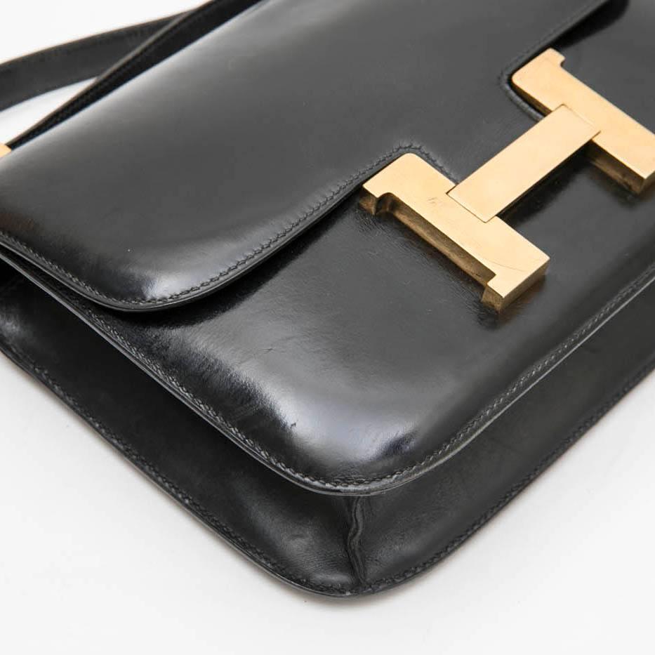 HERMES 'Constance' Vintage Bag in Black Box Leather In Fair Condition In Paris, FR