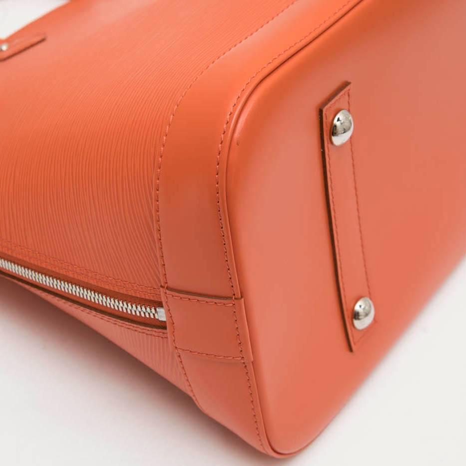 LOUIS VUITTON 'Alma' GM in Orange Epi Leather 1