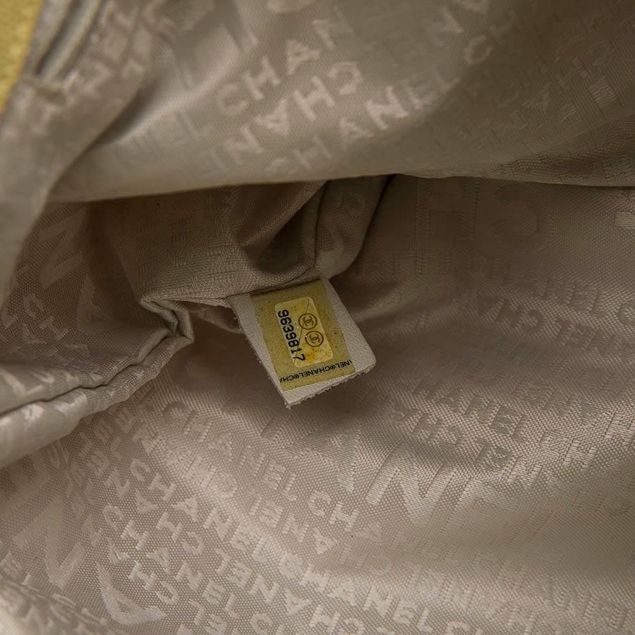 CHANEL Vintage Tote Bag in Yellow Canvas 1