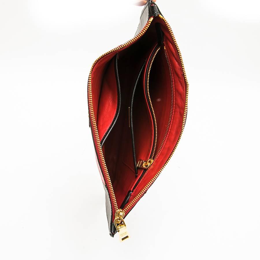 PRADA Clutch in Two-Tone Black and Red Grained Leather 2