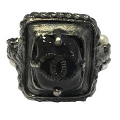 CHANEL Twisted Ring in Ruthenium Metal, Black resin and small Pearl Beads