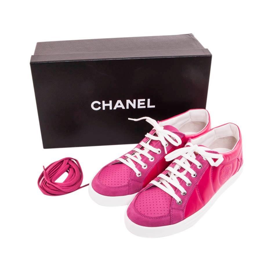 Women's CHANEL Tennis Sneakers in Fuchsia Pink Velvet Leather and Suede Size 40.5FR For Sale