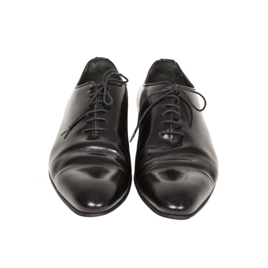 DIOR shoes in black matte patent leather. Made in Italy. T 44 EU.

Dimensions: length of the insole 31 cm, heel height 2 cm

Will be delivered in a new, non-original dust bag