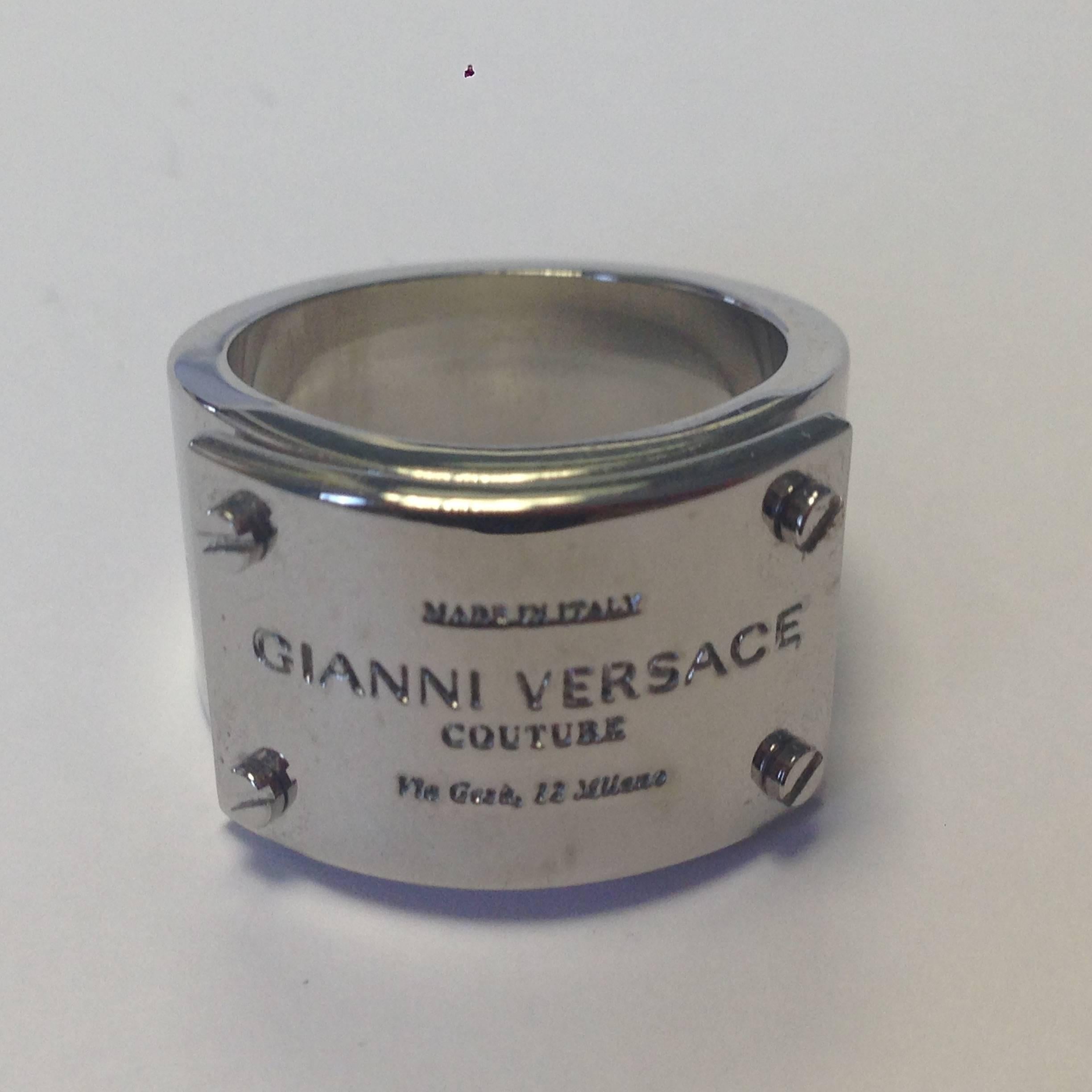 VERSACE Unisex Band Ring in Palladium-Plated Brass Metal Size 60FR 1