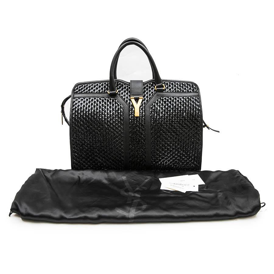YVES SAINT LAURENT 'Chyc' Bag in Black Leather and Breaded Vinyl In Excellent Condition In Paris, FR