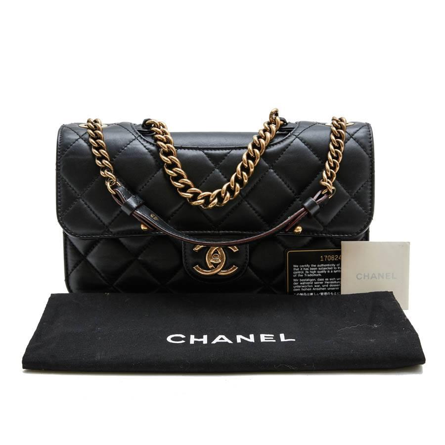 CHANEL 'Pondicherry' Double Flap Bag in Black Quilted Leather  3