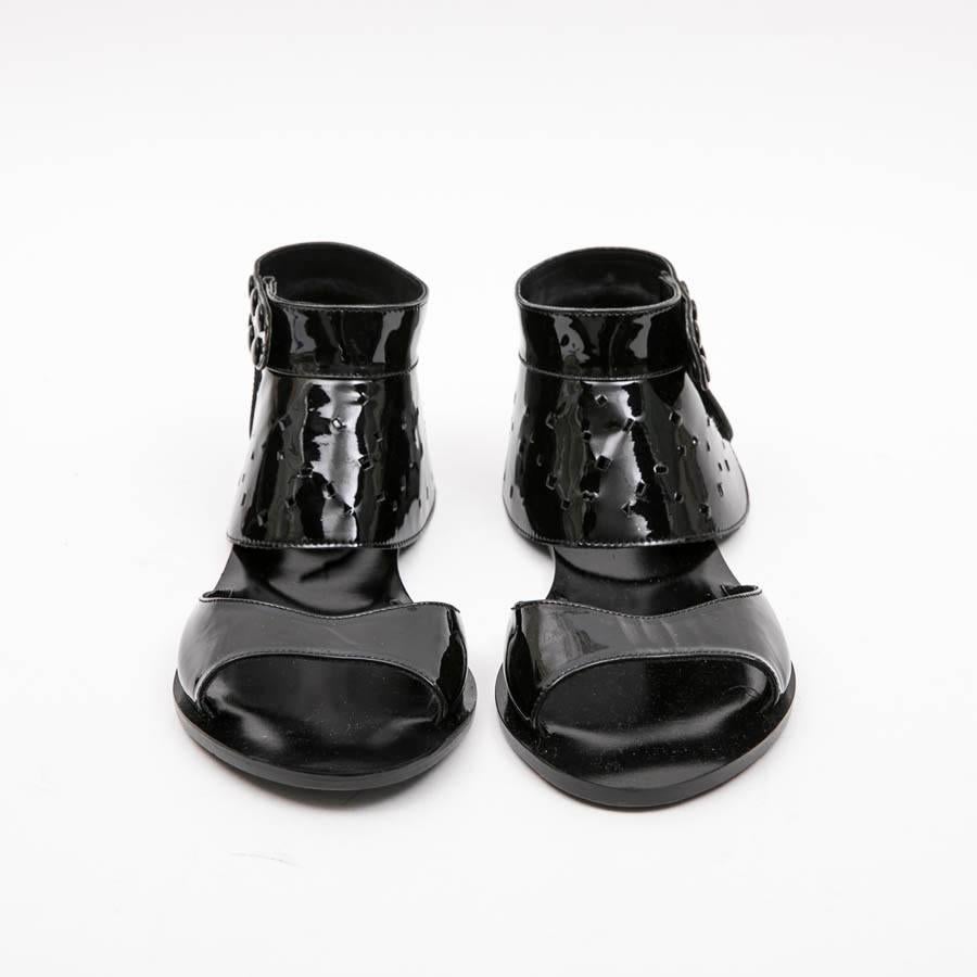 KARL LAGERFELD for REPETTO Sandals in Black Patent Leather Size 40FR For Sale 1