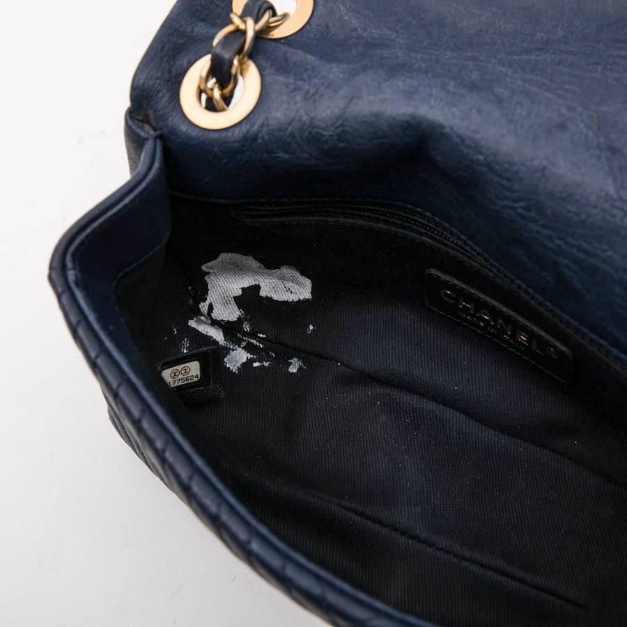 Chanel Mini Bag in Blue Leather with Herringbone Pattern  3