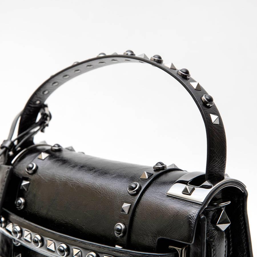 VALENTINO Bag in Aged Semi Matte Black Leather 2