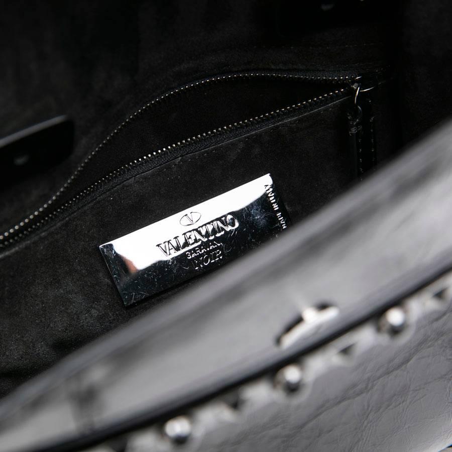 VALENTINO Bag in Aged Semi Matte Black Leather 6
