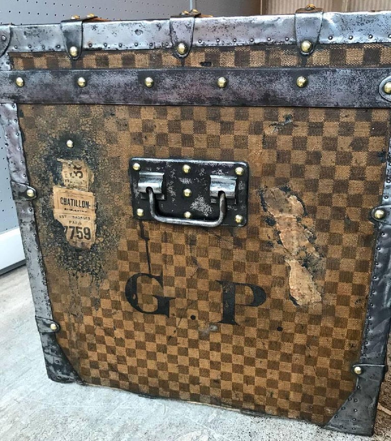 Louis Vuitton Cosmetic Trunk - 3 For Sale on 1stDibs