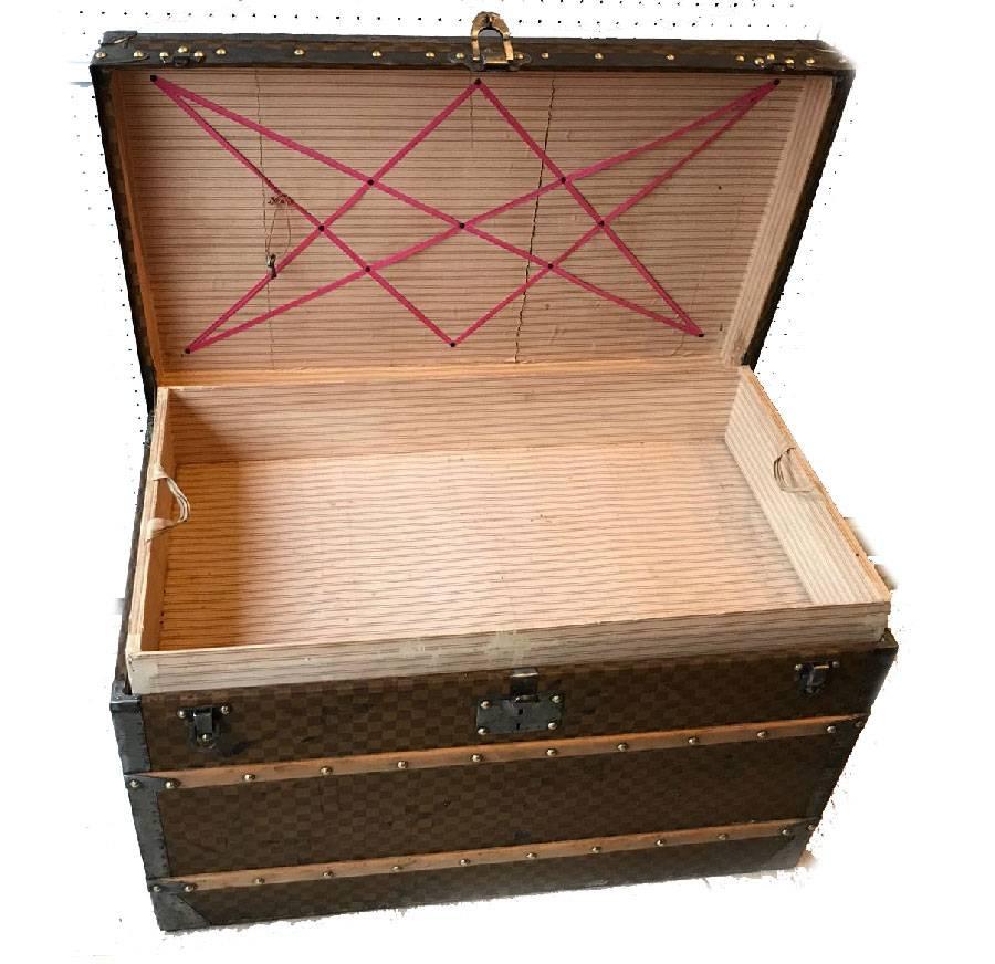 LOUIS VUITTON Vintage 'Universal Exhibition' Trunk in Checkered Brown Canvas 5