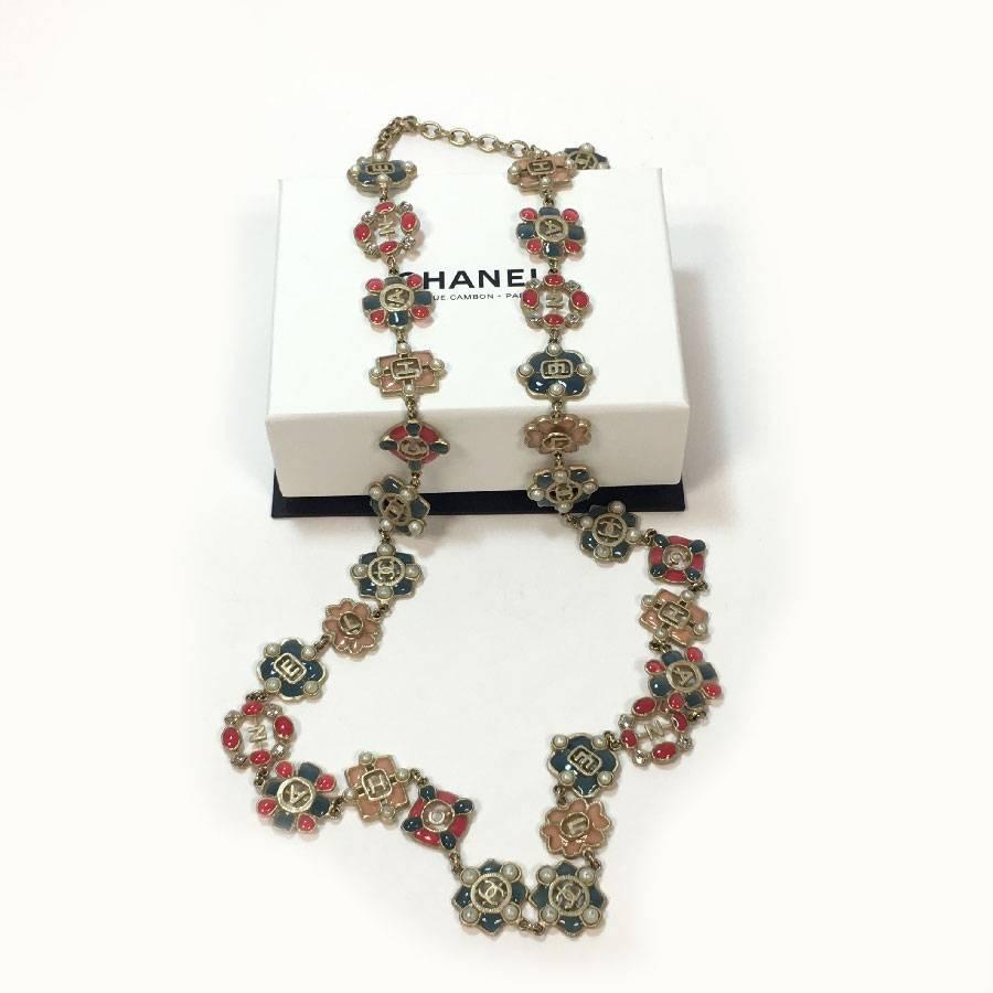 CHANEL Long Necklace in Gilt Metal, Multicolored Molten Glass, Rhinestones 3
