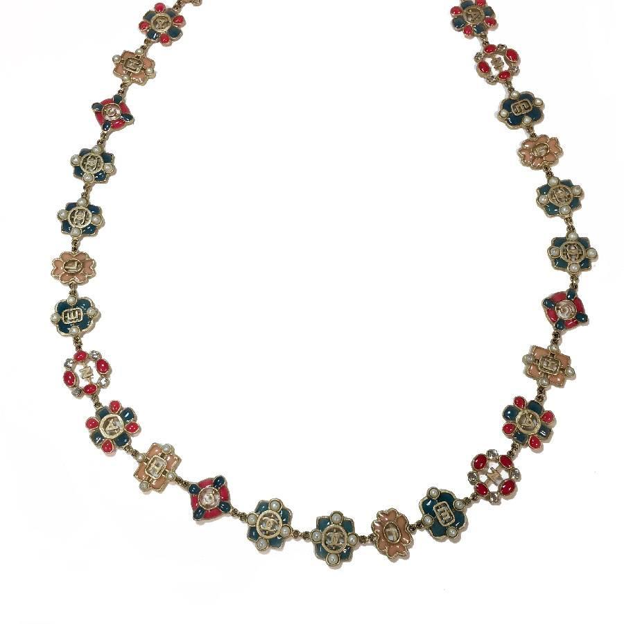 CHANEL Long Necklace in Gilt Metal, Multicolored Molten Glass, Rhinestones In Excellent Condition In Paris, FR