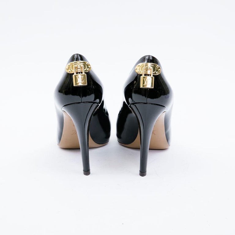 LOUIS VUITTON &#39;Oh Really&#39; High Heels in Black Patent Leather Size 39.5FR For Sale at 1stdibs