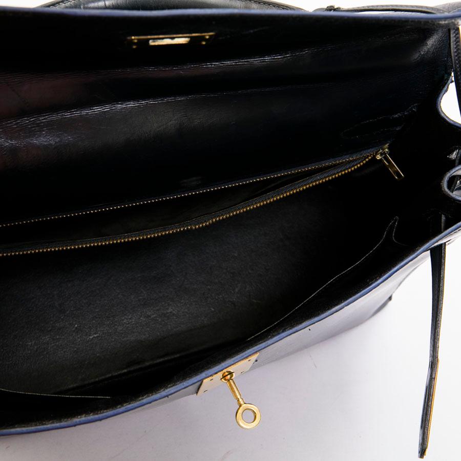 HERMES Kelly 32 Vintage Bag in Navy Blue Box Leather 6