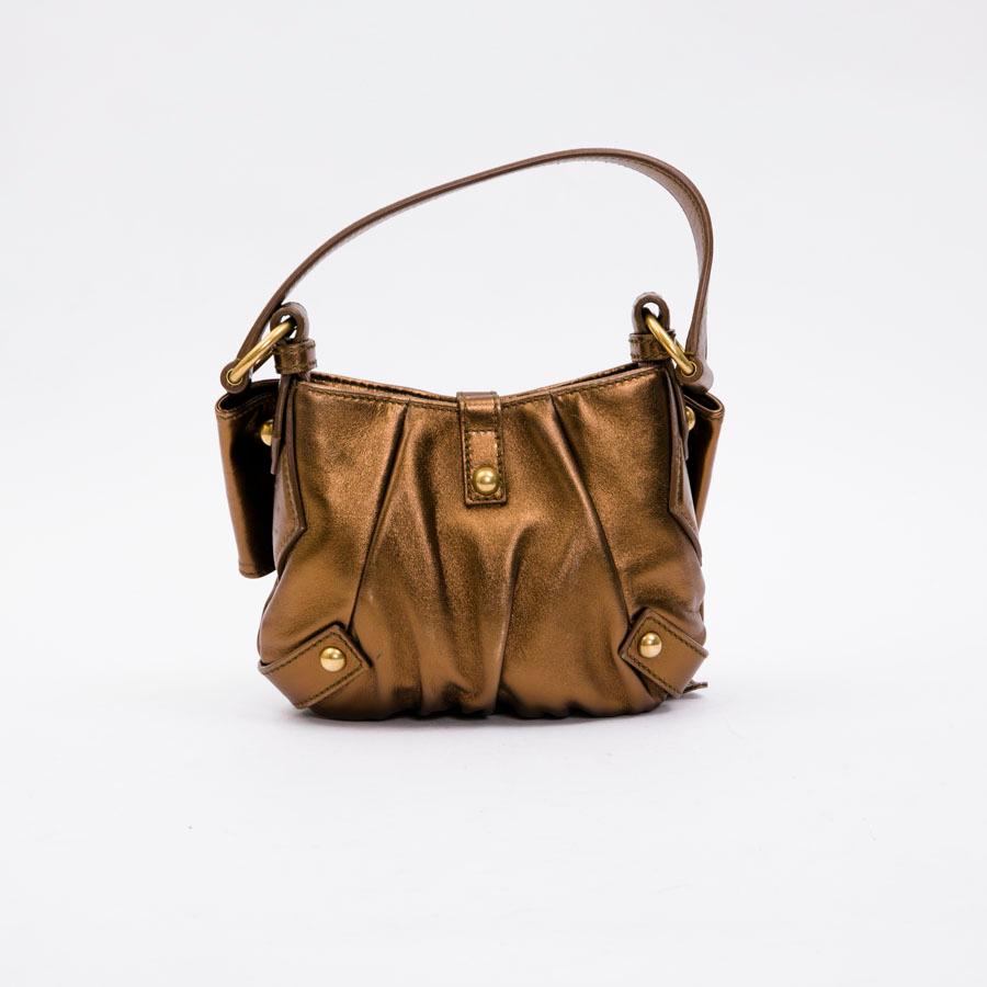 bow handbag