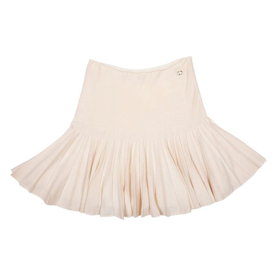 Chanel Off-White Wool and Cashmere Pleated Skirt 