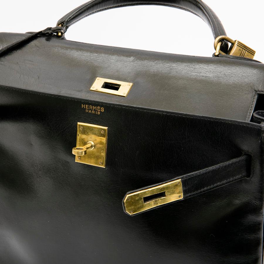 HERMES Vintage Kelly 32 Bag in Black Box Leather 3