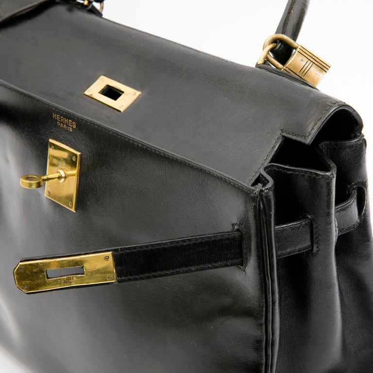 HERMES Vintage Kelly 32 Bag in Black Box Leather For Sale at 1stdibs