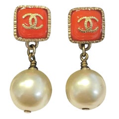 CHANEL Stud Earrings in Gilt Metal, Coral Resin and Pearl