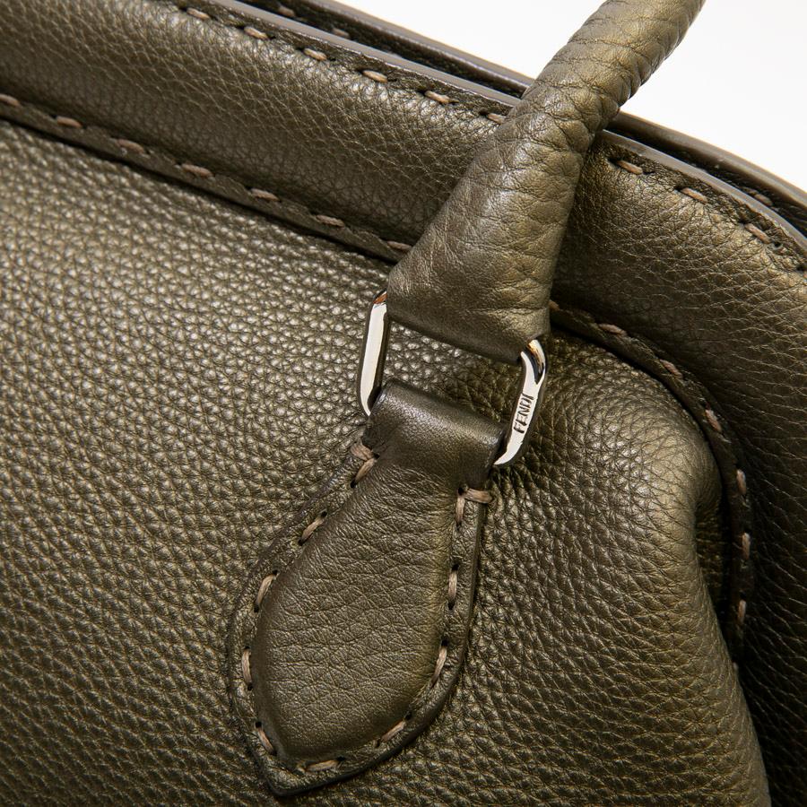 FENDI Bag in Green Khaki Grained Leather 6
