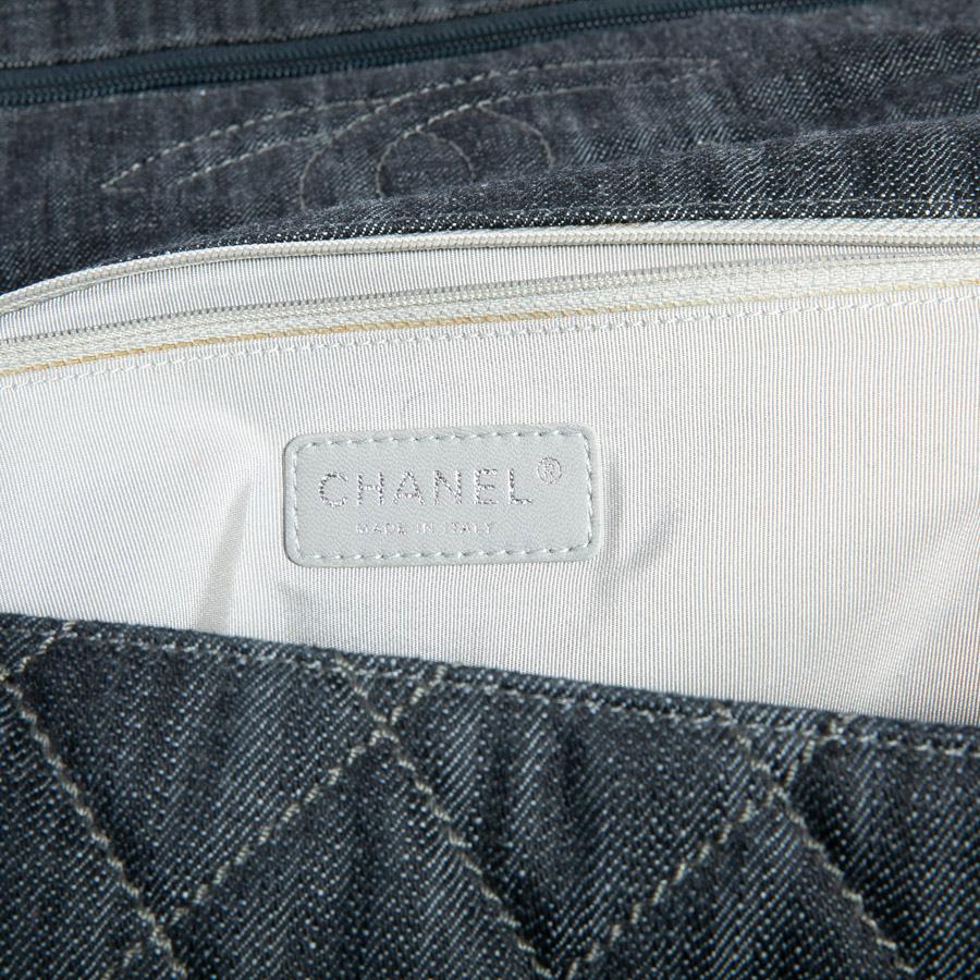 CHANEL Bag in Blue Denim Fabric 11