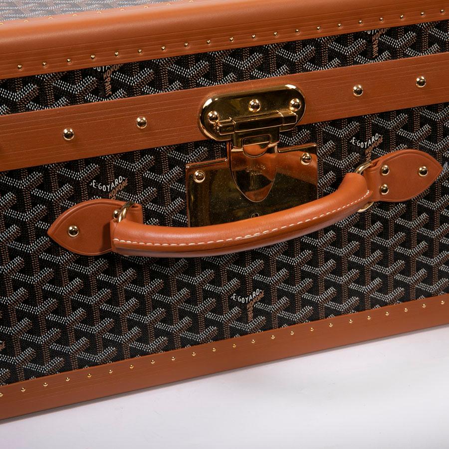 Goyard brown monogram Canvas and Leather Large Travel trunk  3