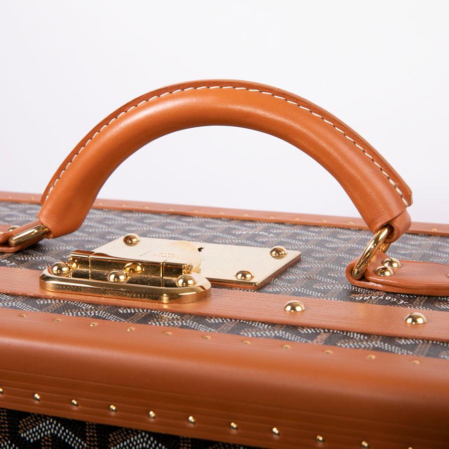 Goyard brown monogram Canvas and Leather Large Travel trunk  7