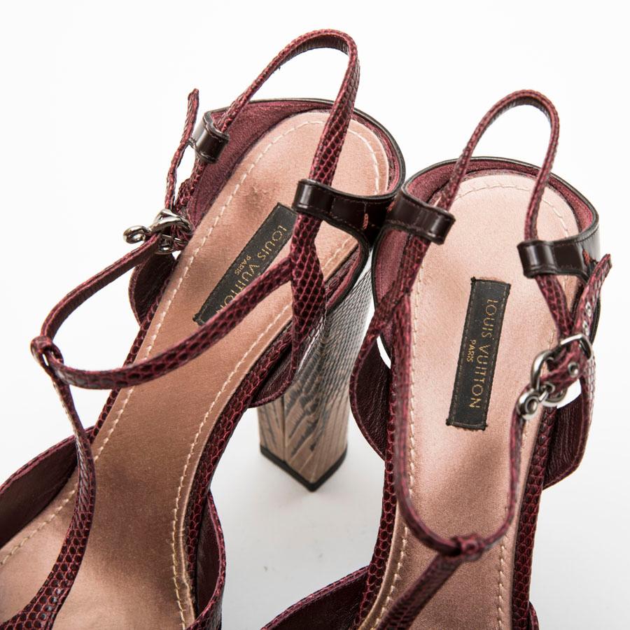 Women's LOUIS VUITTON High Heels Sandals in Burgundy Leather and Lizard and Brown Velvet For Sale