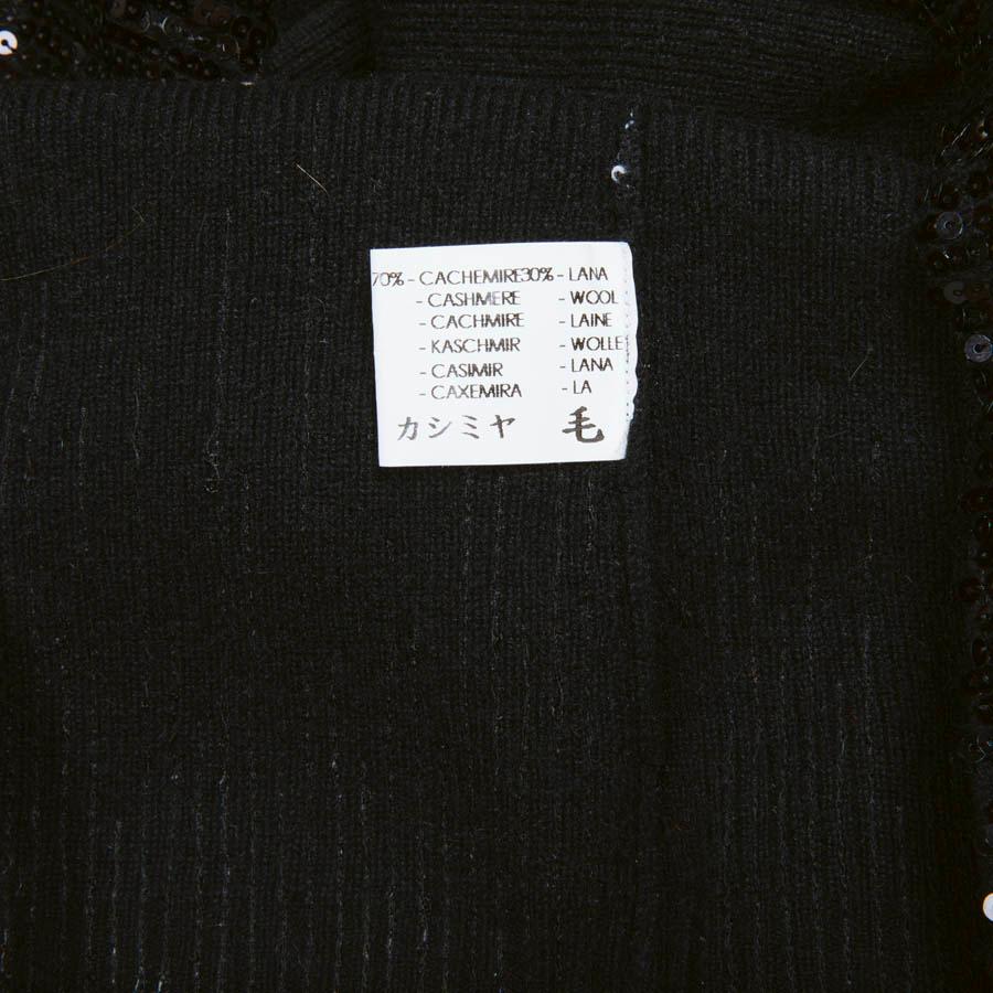 VALENTINO Pullover in Black Cashmere and Wool with Black Sequins size 44 For Sale 1