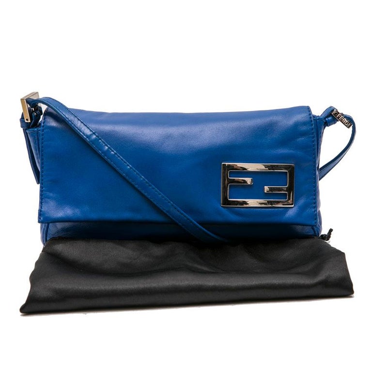 FENDI Baguette Bag in Smooth Electric Blue Leather For Sale at 1stDibs