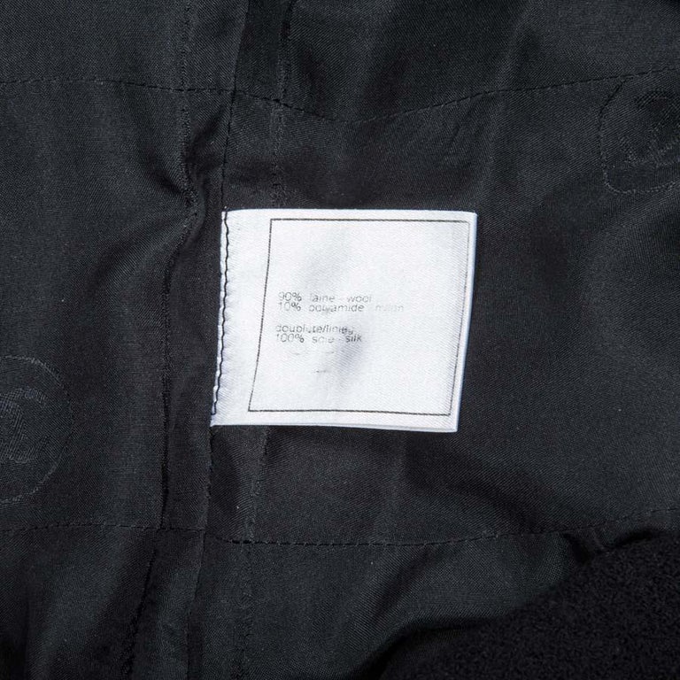 CHANEL Vintage Black Sleeveless Dress V Neck in Wool Size 34FR For Sale ...