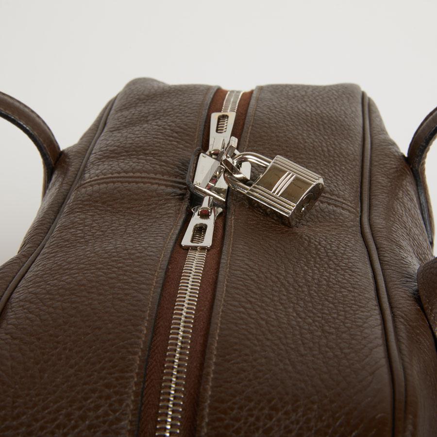 HERMES Victoria Tote Bag in Chocolate Clémence Taurillon Leather 5
