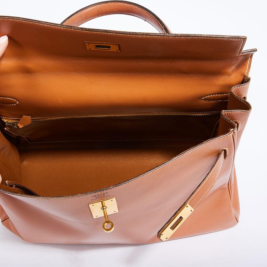 HERMES Vintage Kelly 35 Bag in Caramel Box Leather 4