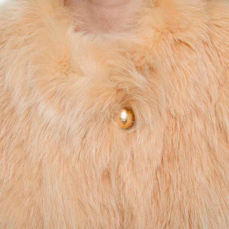 Women's GA Sleeveless Vest in orange Yellow Fox Fur Unique Size For Sale