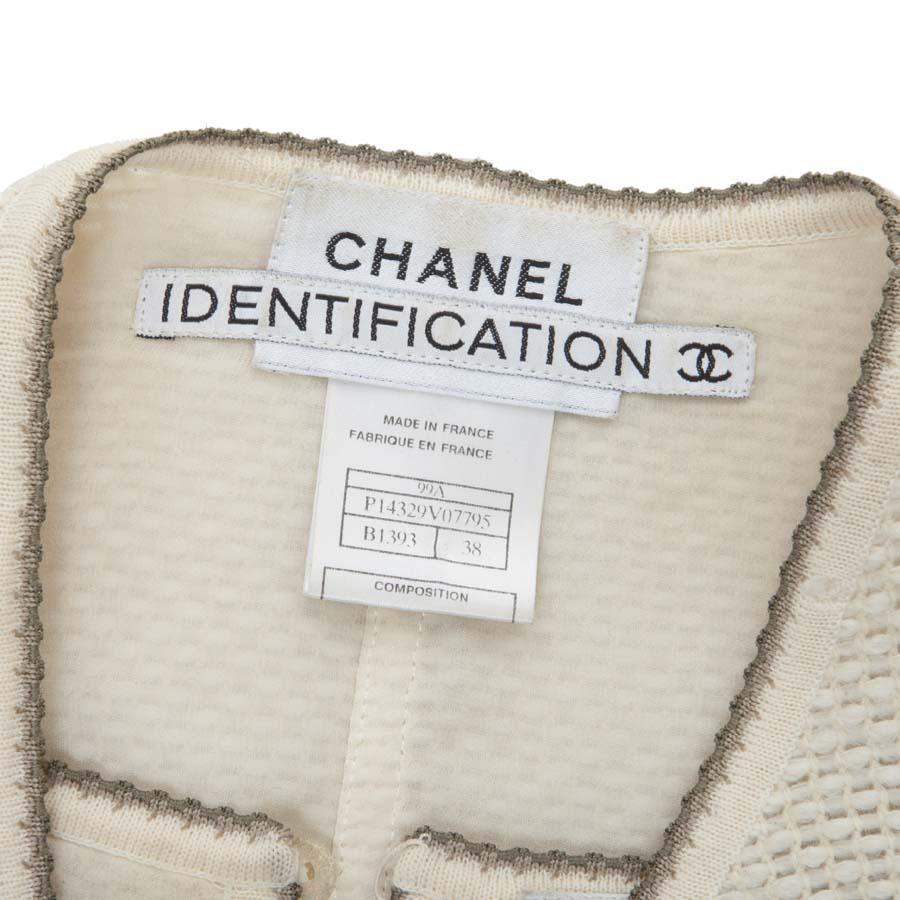 CHANEL Identification Ensemble Jacket and Top in Beige Wool Size 38FR 4