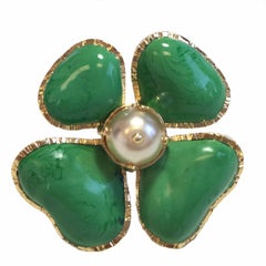 MARGUERITE DE VALOIS Ring Four-leaf Clover in green Molten Glass and Pearl