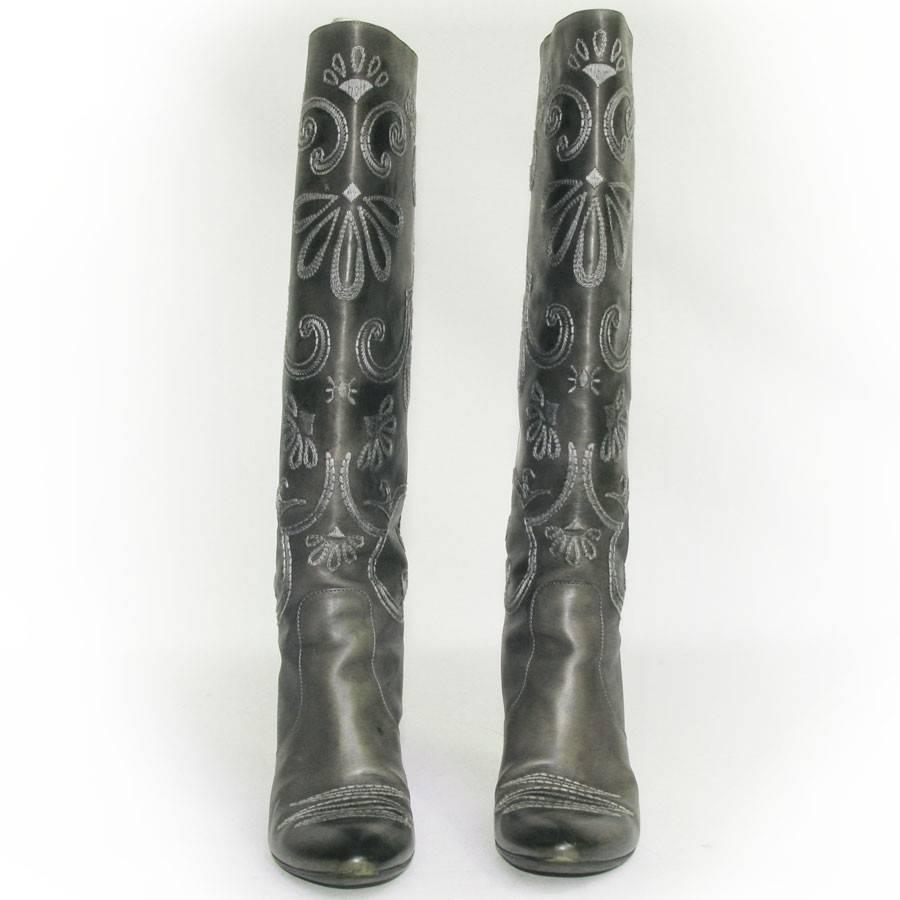 BOTTEGA VENETA Heel Boots in Gray Leather with Embroideries Size 38.5EU 1
