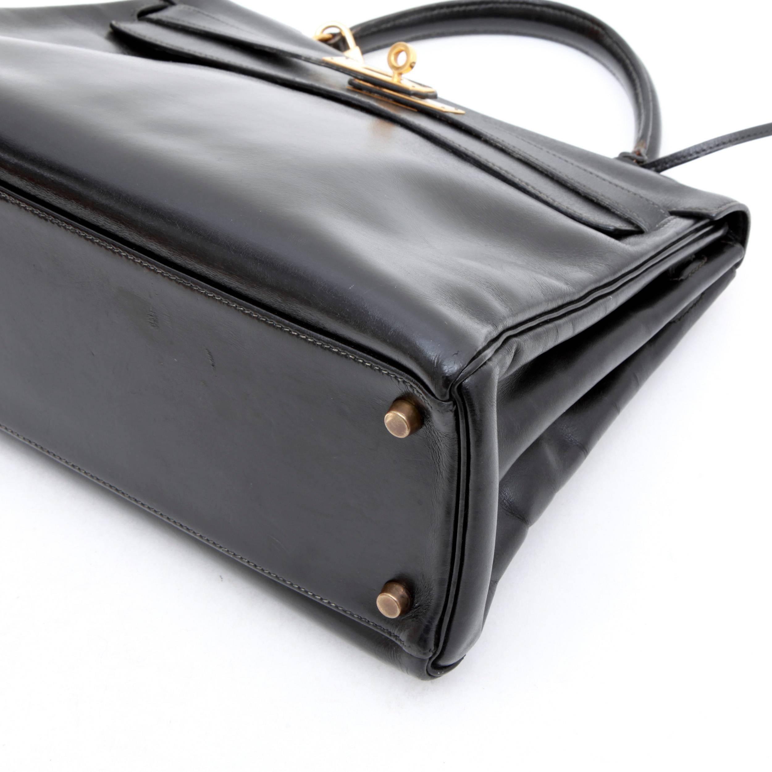 HERMES Kelly 32 Vintage Bag in Black Box Retourné Leather 1