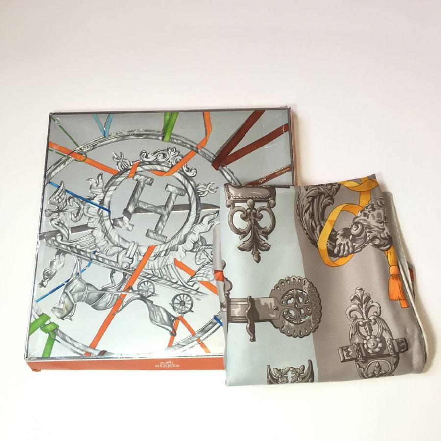 HERMES Small 'Ferronnerie' Scarf in Taupe and Gray Silk 3
