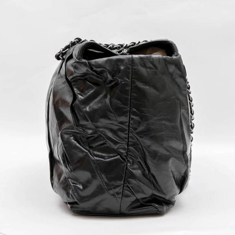 Women's Chanel Large Tote Bag in Black Semi-Gloss Leather