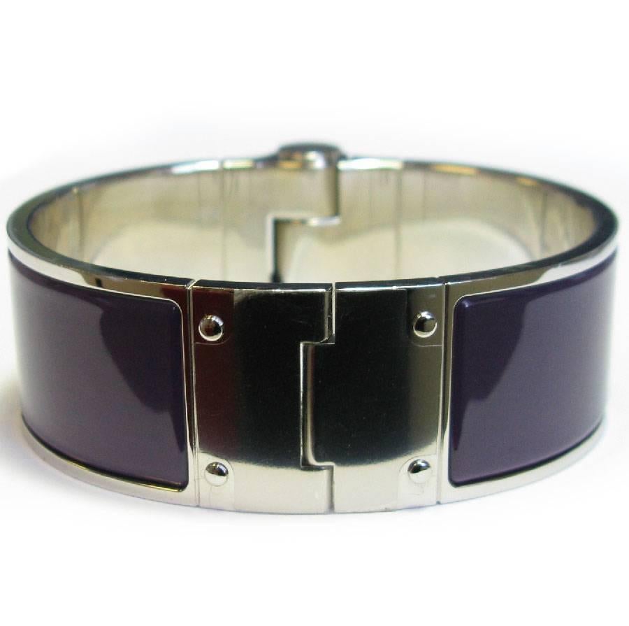 Hermès Hinged Cuff Bracelet in Palladium Plated Brass and Purple Enamel 3