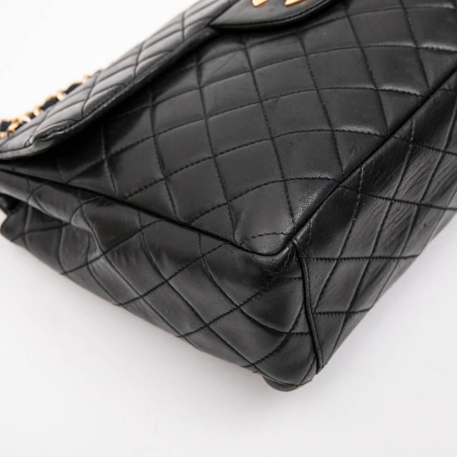 CHANEL Vintage Jumbo Bag in Black Quilted Lambskin Leather 3