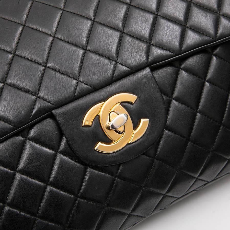 CHANEL Vintage Jumbo Bag in Black Quilted Lambskin Leather 5