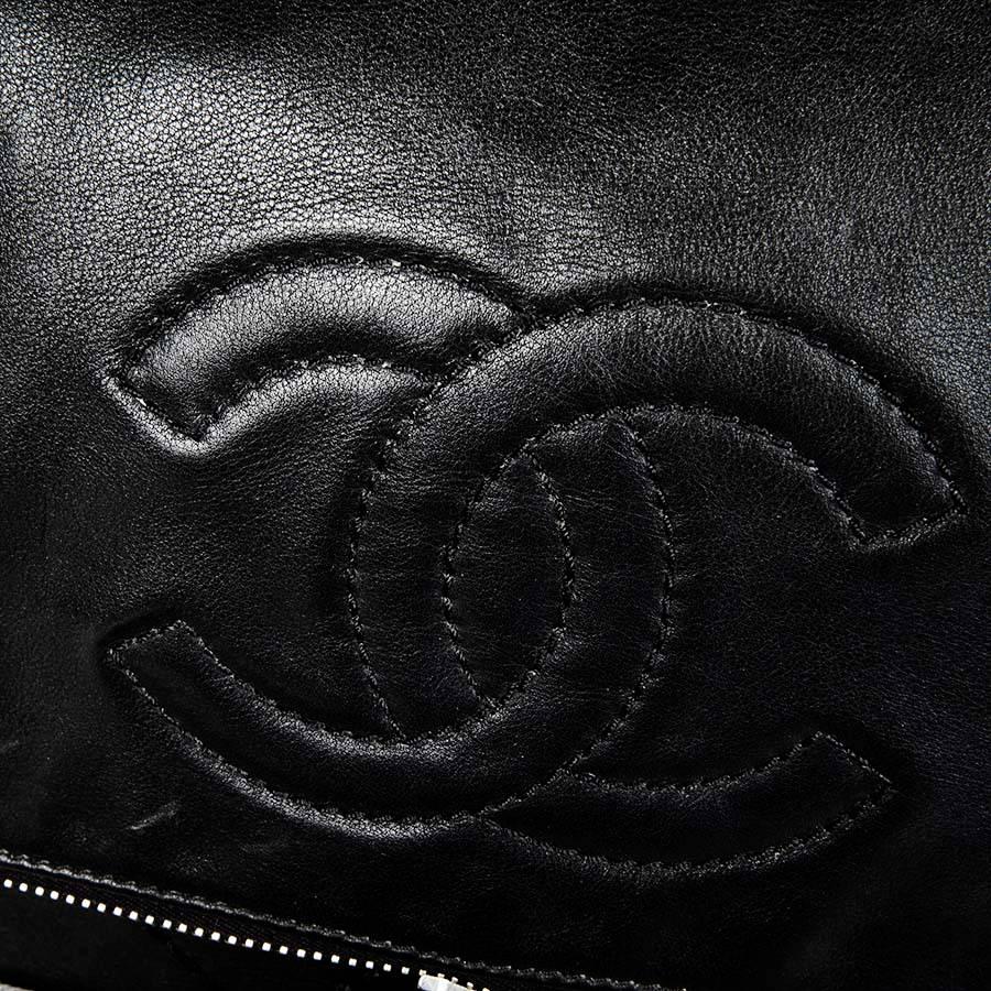 Chanel Black Quilted Smooth Leather Messenger Bag 3